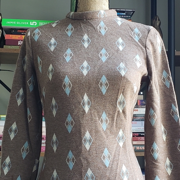 Vintage 1970s Brown Patterned Long Sleeve Knee Length Wool Dress Sz Medium - Picture 3 of 3